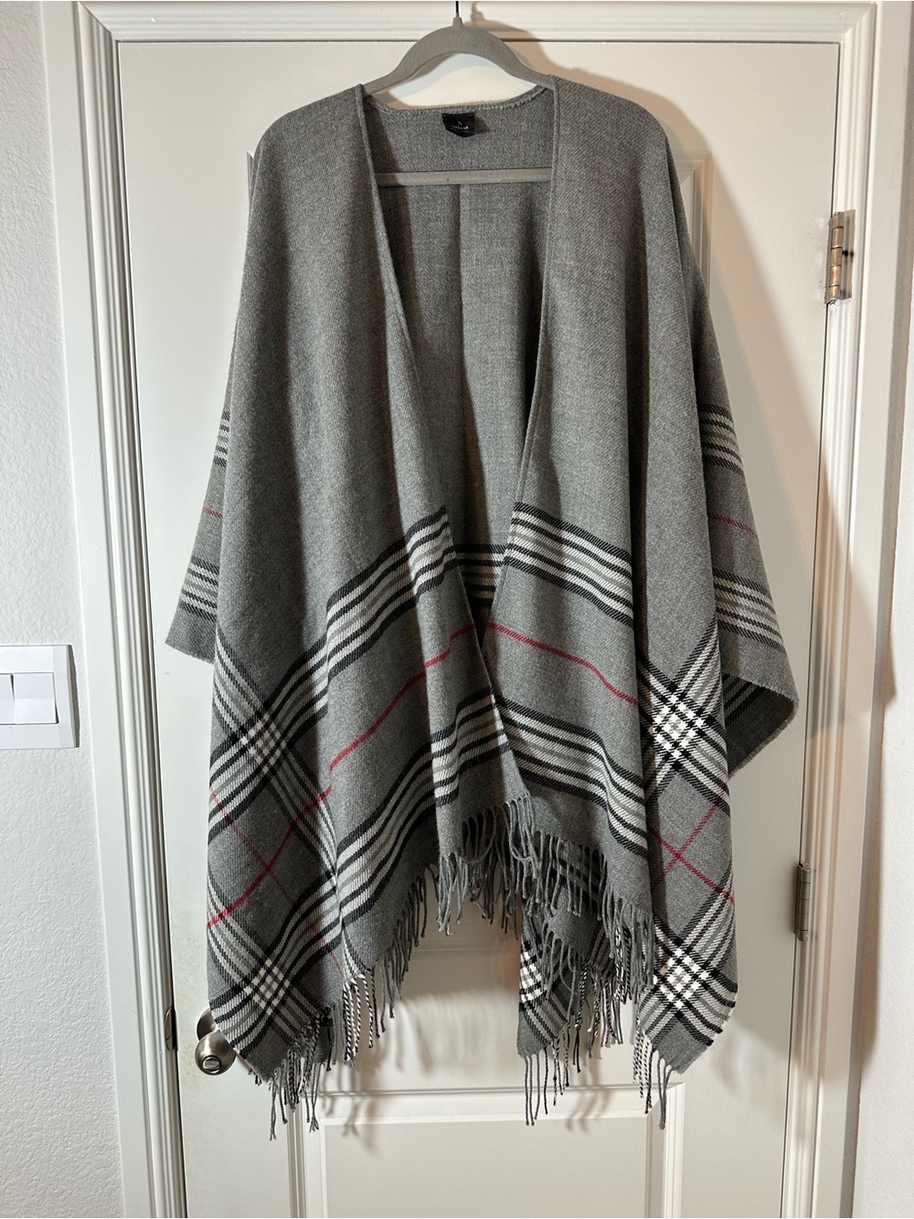 V. FRAAS Gray Plaid Fringe Wrap with Black & Red Accents